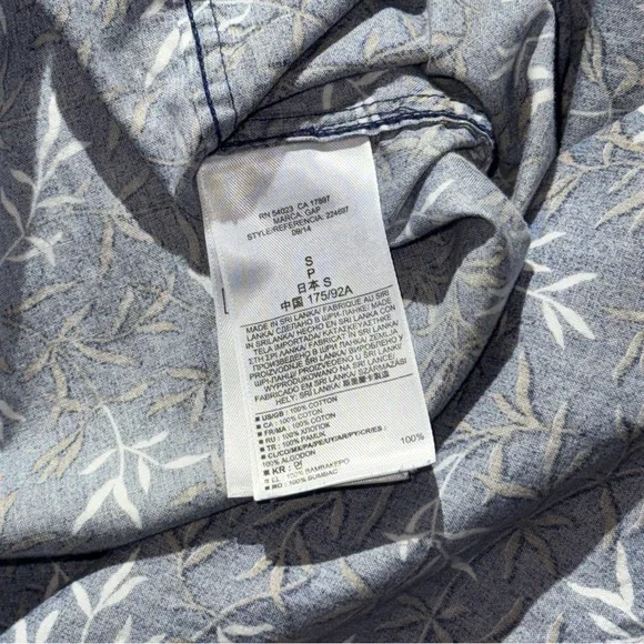Gap Men’s Button Down Shirt in Bamboo Print - Picture 7 of 7